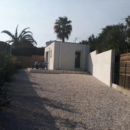 Le Cube Cassiopee Semesterbostad *