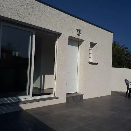 Le Cube Cassiopee Semesterbostad *